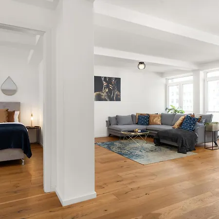 Luniq - Golden Loft - 5 Min Zum Hauptbahnhof & Messe - Klima - 8 Gaeste *