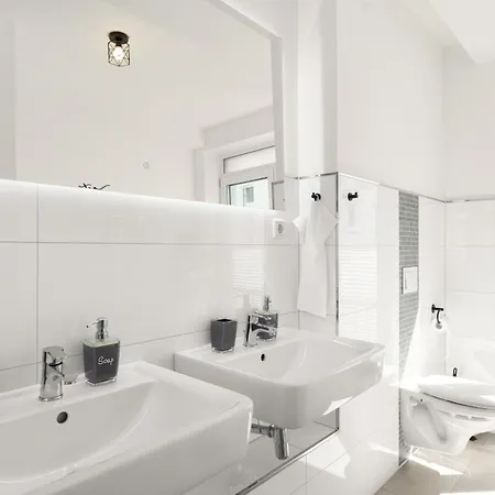 Luniq - Golden Loft - 5 Min Zum Hauptbahnhof & Messe - Klima - 8 Gaeste エッセン